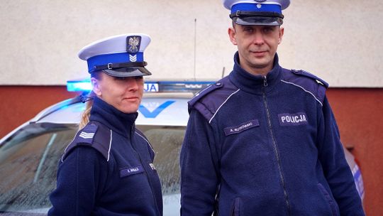 Nowodworscy policjanci pomogli nieprzytomnej kobiecie