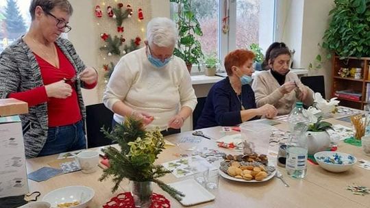 Seniorzy szykują się na święta