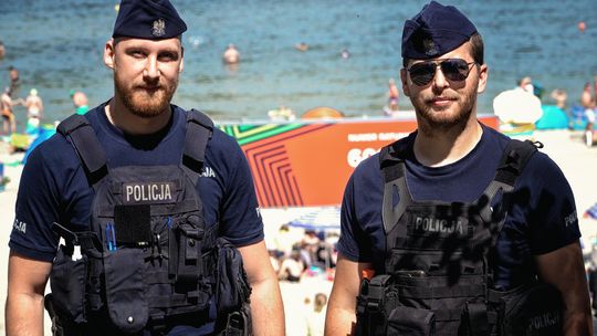 Więcej policjantów na wakacje. Nowodworska policja dostała dodatkowe wsparcie na sezon letni