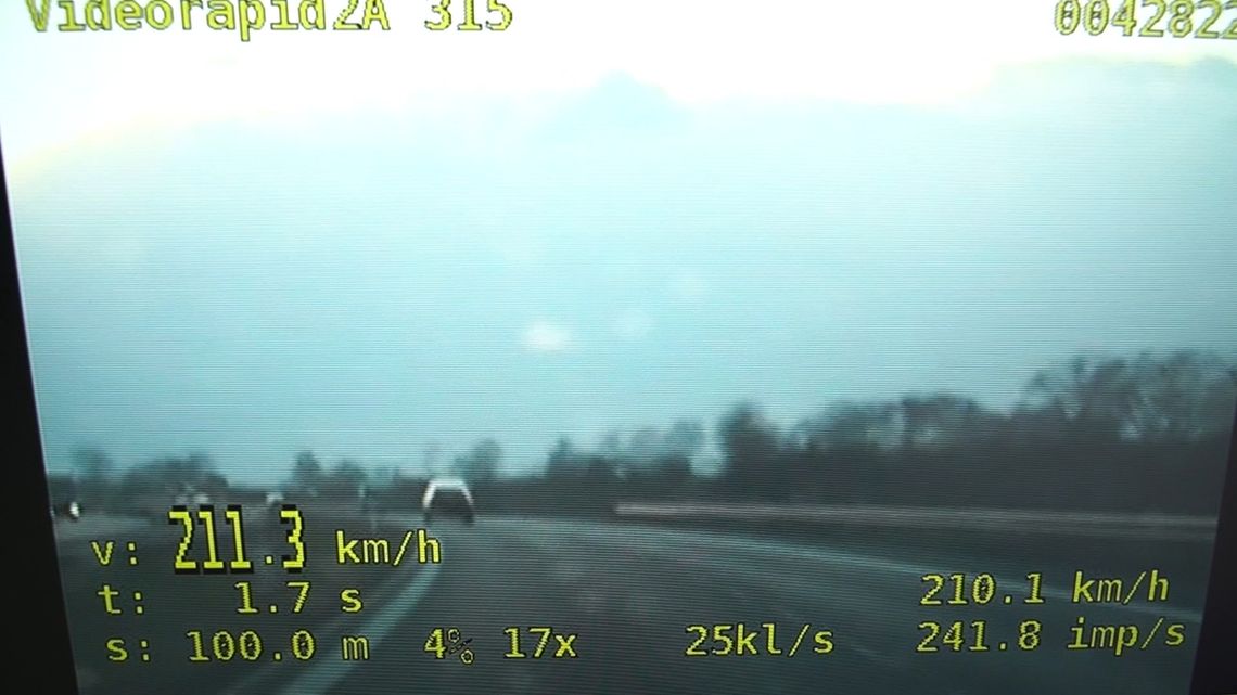 Rekordzista z BMW zatrzymany przez nowodworską drogówkę [materiał wideo]