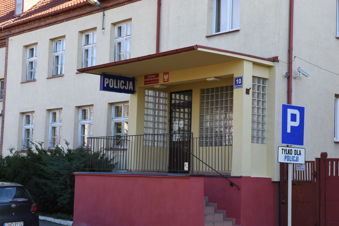 Nie daj się oszukać metodą "na policjanta" i "na wnuczka"